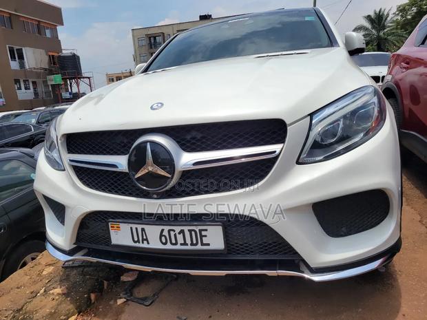 Mercedes-Benz GLE-Class GLE 350d 4MATIC 2017 White