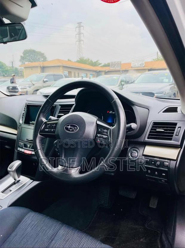 Subaru Legacy 2012 White