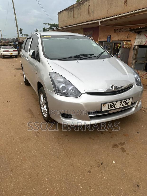 Toyota Wish 2007 Silver