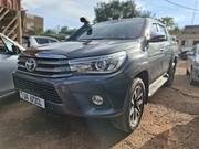 Toyota Hilux SR5 4x4 2016 Gray for sale