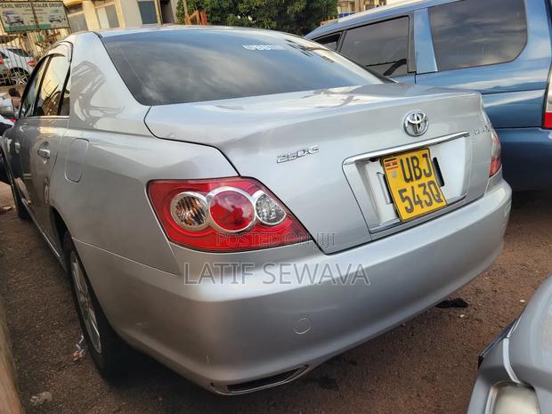 Toyota Mark X 2.5 AWD 2009 Silver