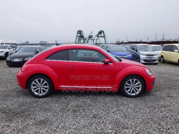 Volkswagen Beetle 2014 Red