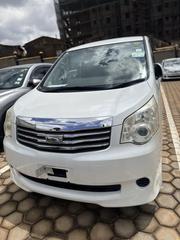 Toyota Noah 2013 White for sale