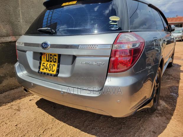 Subaru Legacy 2.0D Estate 2009 Gray