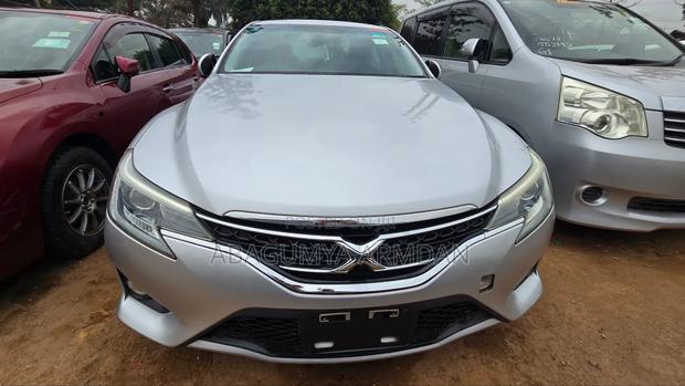 Toyota Mark X 2.5 AWD 2015 Silver