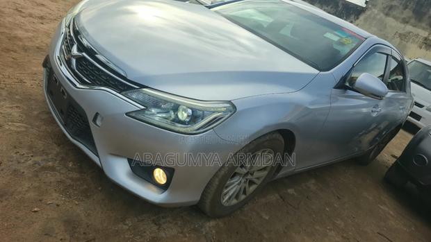 Toyota Mark X 2.5 AWD 2015 Silver