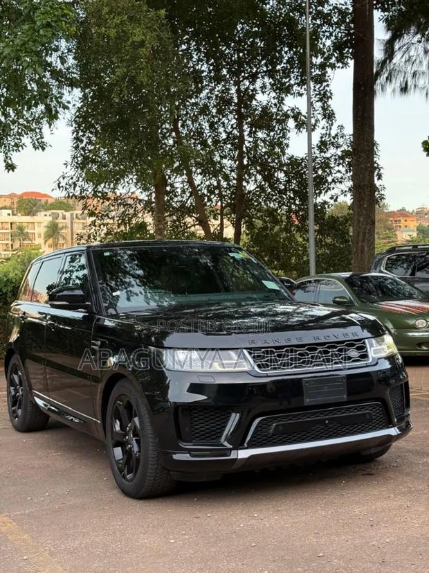 Land Rover Range Rover 3.0L Supercharged HSE 2018 Black