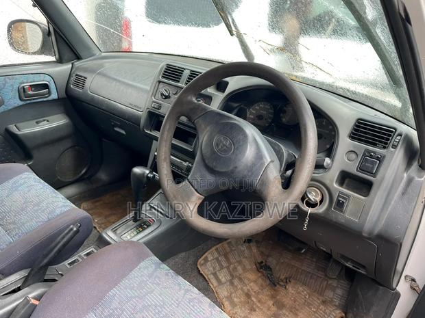 Toyota RAV4 Softtop 4x4 1999 Silver