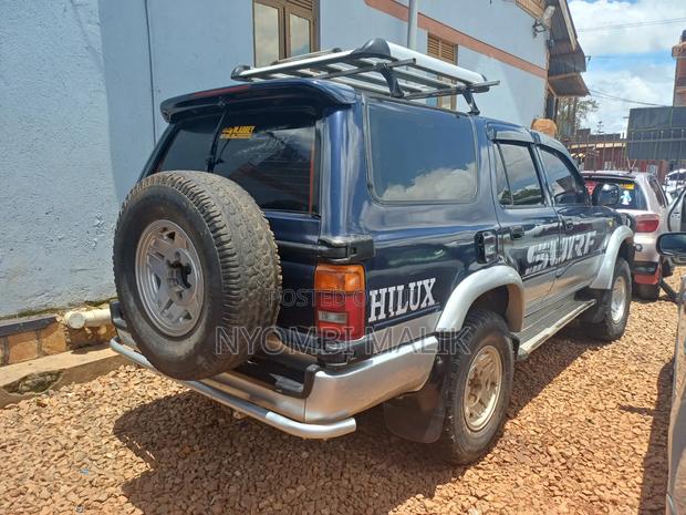 Toyota Hilux Surf 2.7 SSR 2003 Blue