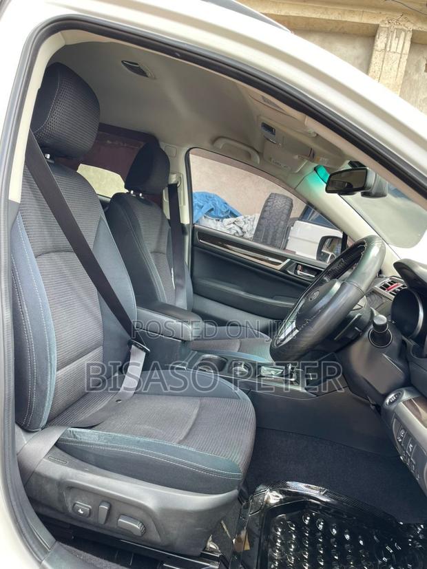 Subaru Outback 2.5i Premium 4dr Wagon AWD (2.5L 4cyl CVT) 2015 White