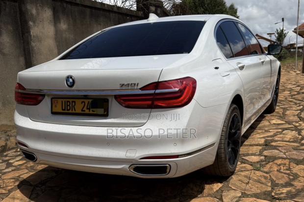 BMW 7 Series 730Li 2016 White