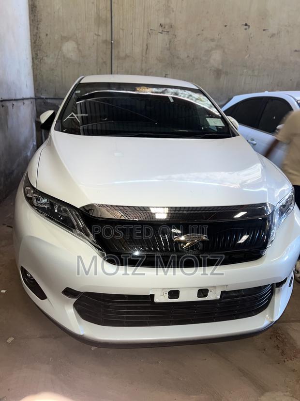 Toyota Harrier 2017 White