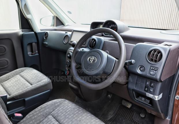 Toyota Spade 2012 Brown