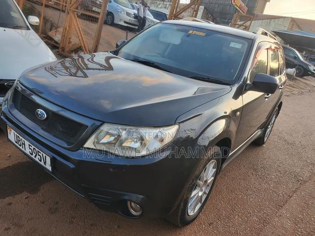 Subaru Forester 2010 Black