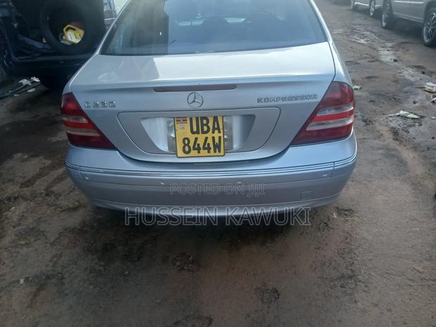Mercedes-Benz C-Class C 230 (W203 Facelift) 2004 Silver