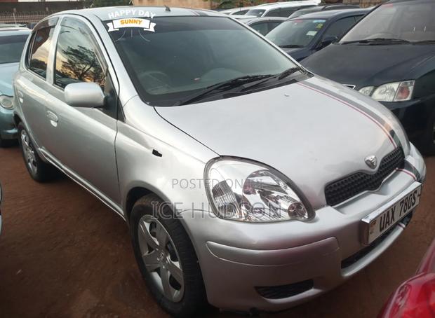 Toyota Vitz 2003 Gray
