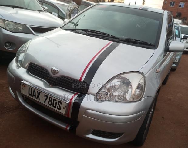 Toyota Vitz 2003 Gray