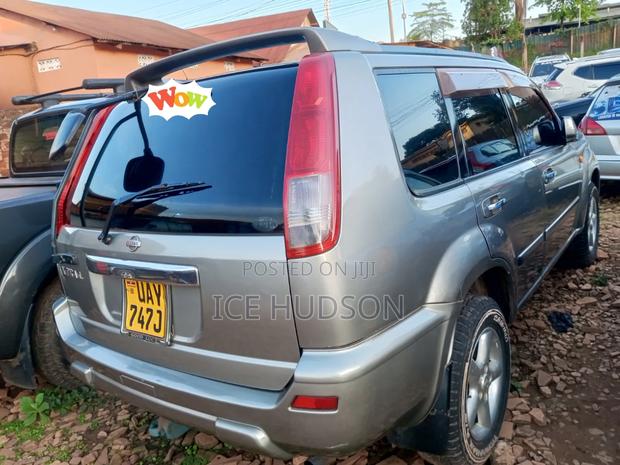 Nissan X-Trail 2003