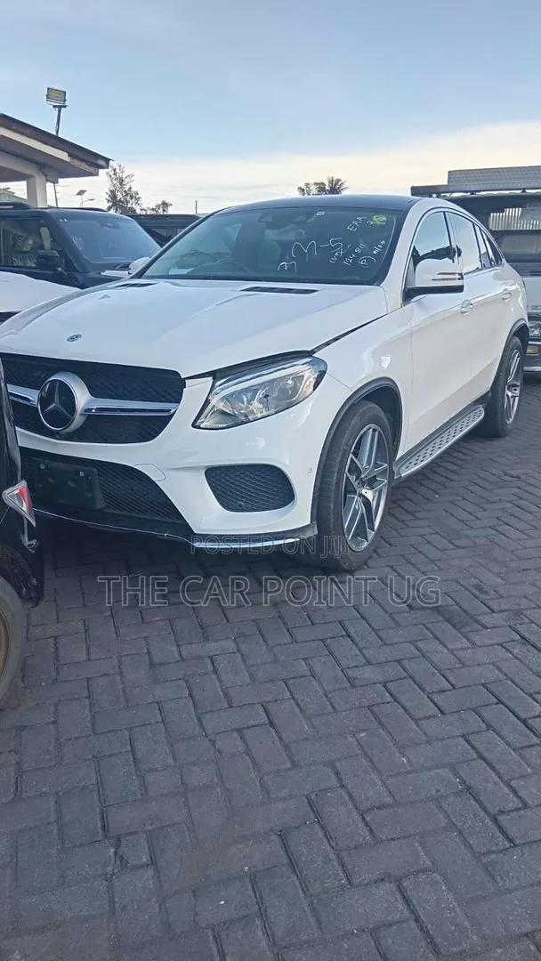 Mercedes-Benz GLE-Class GLE 350d 4MATIC 2018 White