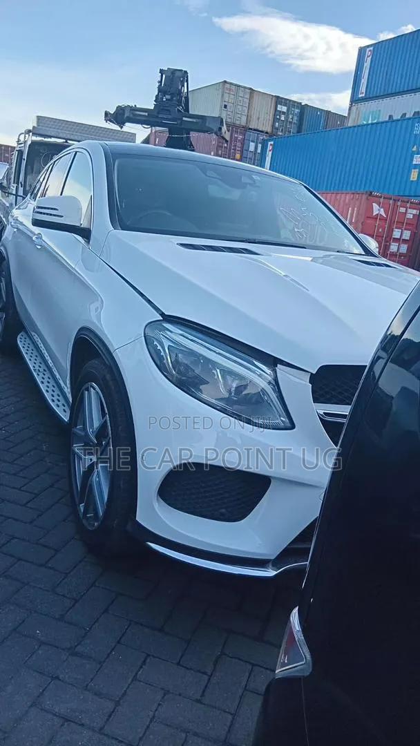 Mercedes-Benz GLE-Class GLE 350d 4MATIC 2018 White