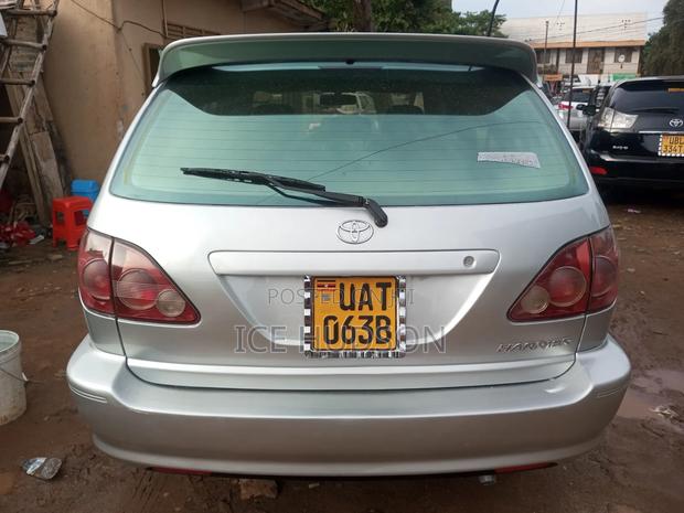 Toyota Harrier 1999