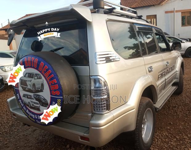 Toyota Land Cruiser Prado 1999 Gray