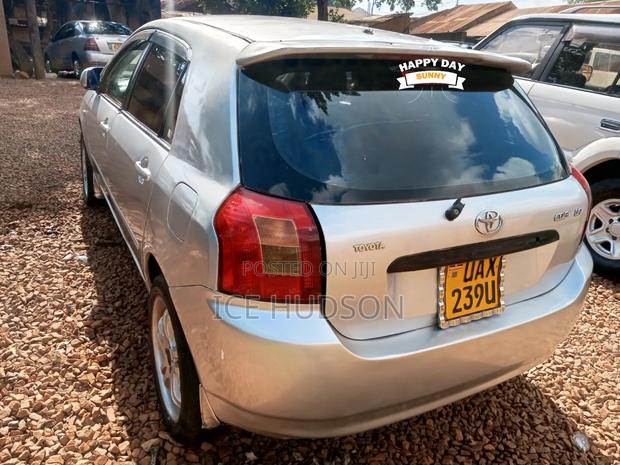 Toyota Corolla 2005 Silver