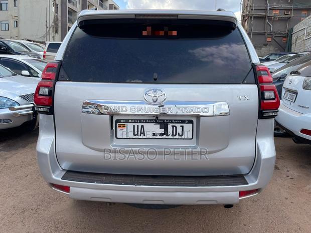 Toyota Land Cruiser Prado 2.7 VVT-i 2015 Silver