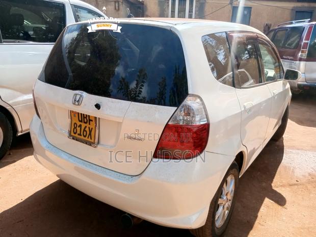 Honda Fit 2007 White