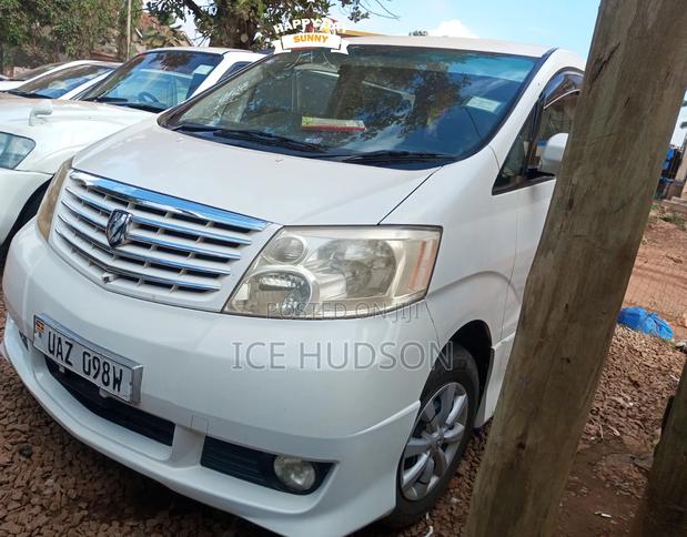 Toyota Alphard 2002 White