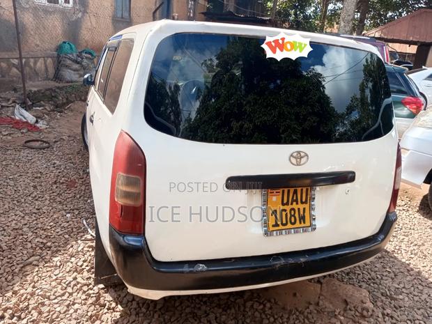 Toyota Probox 2002 White