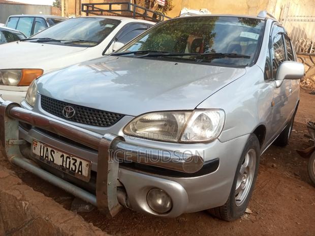 Toyota Corolla Spacio 2002 Silver