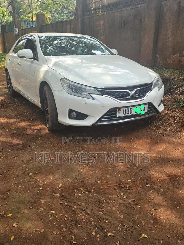 Toyota Mark X 2.5 AWD 2010 White
