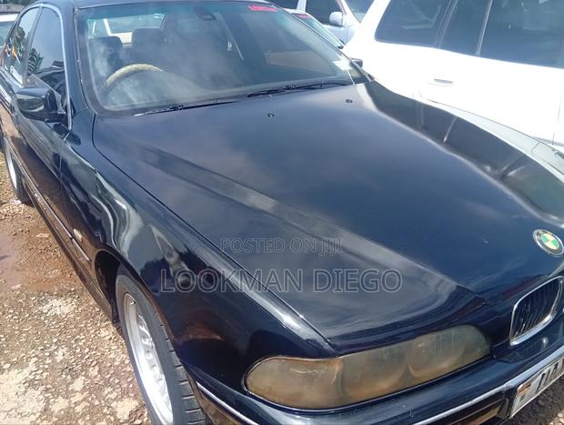 BMW 316i 2000 Black