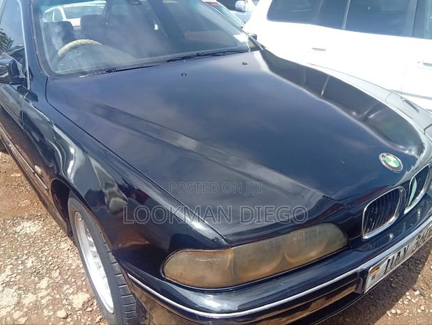 BMW 316i 2000 Black