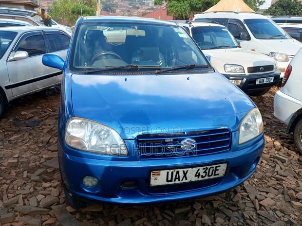Suzuki Swift 2002 Blue