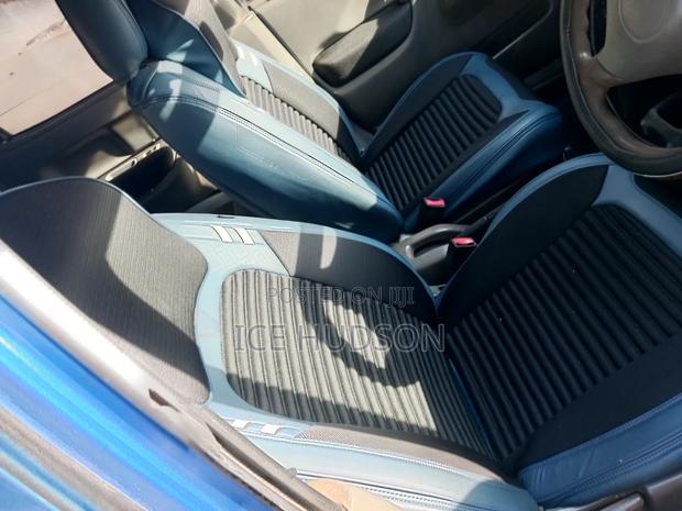 Suzuki Swift 2002 Blue