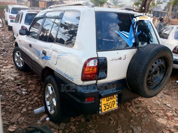 Toyota RAV4 Cabriolet 1998 White