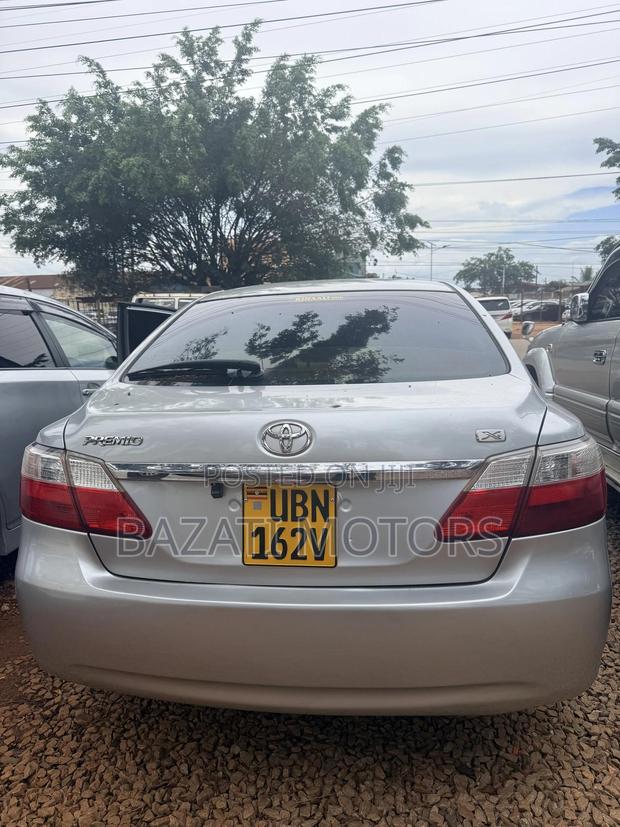 Toyota Premio 2009 Silver