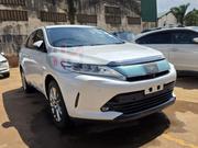 Toyota Harrier 2.0 2018 White for sale