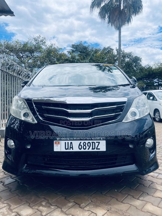 Toyota Alphard 2012 Black