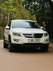 Volkswagen Tiguan 2010 White for sale