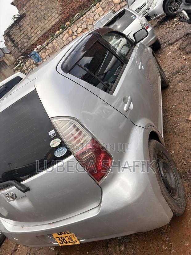 Toyota Passo 2006 Silver