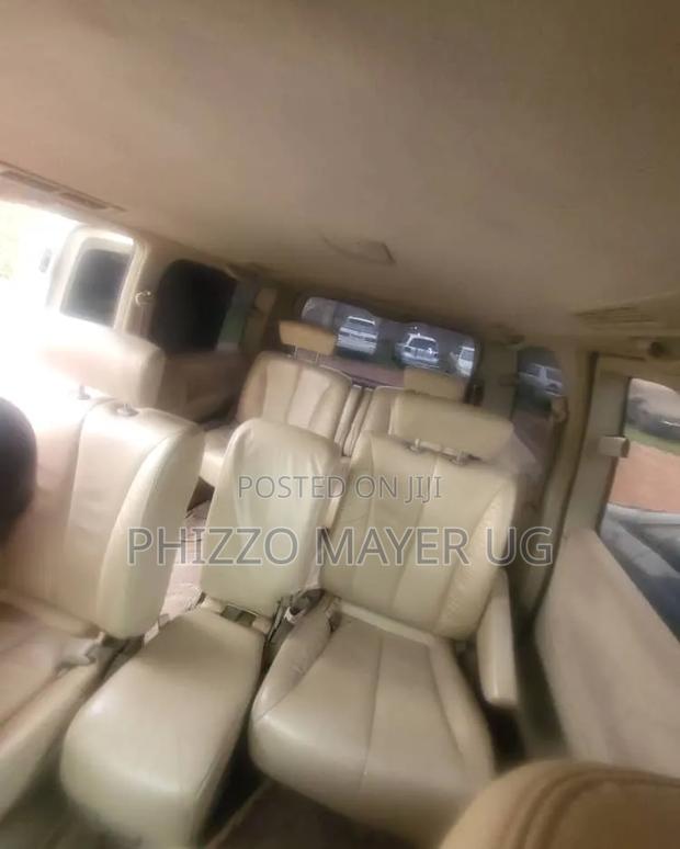 Nissan Elgrand 2006 White