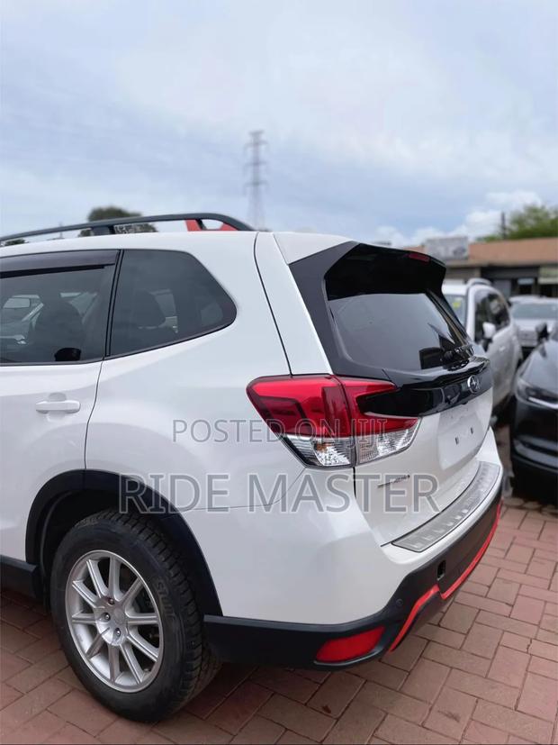 Subaru Forester 2019 White