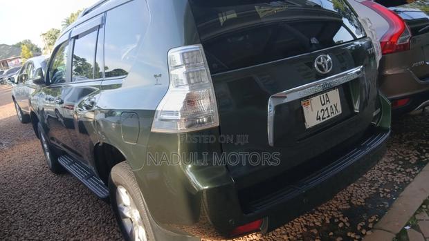 Toyota Land Cruiser Prado 2011 Green