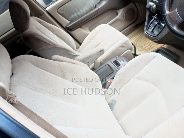 Toyota Harrier 2000 White