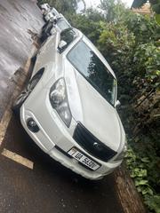 Subaru Outback 2.5i 2011 White for sale