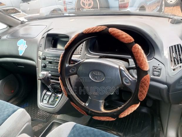 Toyota Harrier 2002 Black