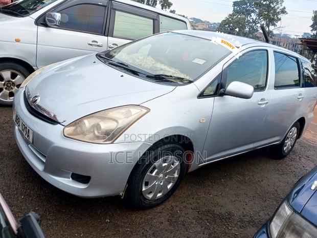 Toyota Wish 2007 Gray